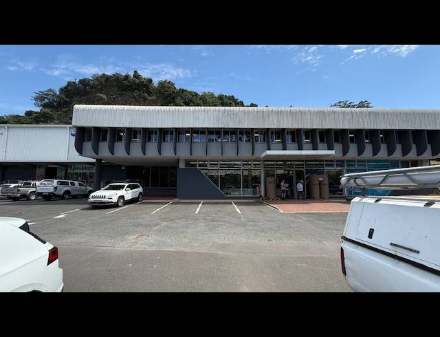 650M² OFFICE TO LET IN RIVERSIDE